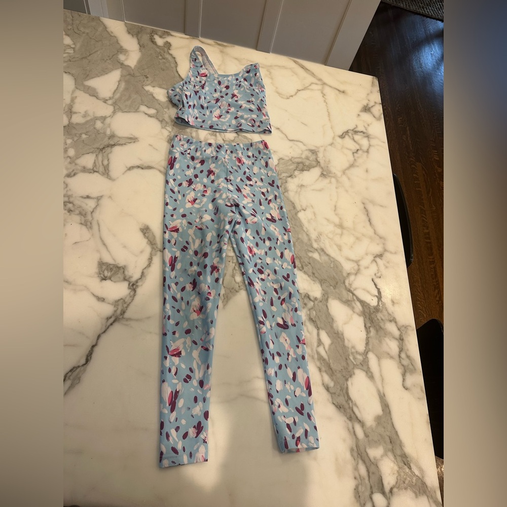 Bloch Abstract Print Activewear set in Blue and Purple